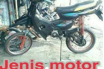 Shock Belakang Astrea Grand Variasi. Masih Ingat Enggak Honda Astrea Grand Ini? Begini Sekarang