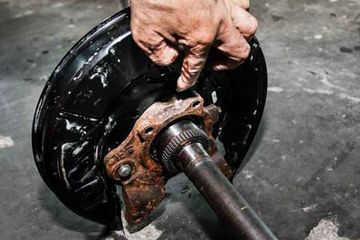 Roda Depan Motor Bunyi Tek Tek. Kenali Gejala As Roda Mobil Bermasalah, Cukup Dengarkan Bunyi