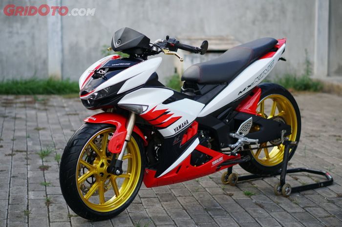 Modifikasi Motor Jupiter Mx King 150. Modifikasi Yamaha MX King 150 Dirombak Makin Padat Ala Bebek