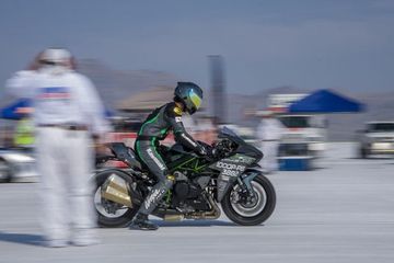 H2 Top Speed. Ninja H2 Sukses Cetak Rekor Baru di Bonneville Speed Week