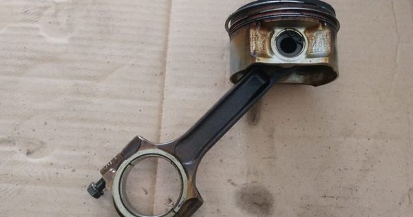 Biaya Ganti Ring Seher Mobil. Biaya Ganti Ring Piston Mobil di Bengkel Umum, Simak Rinciannya