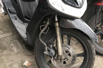 Posisi Per Shock Depan Yang Benar. Membalik Posisi Per Sokbreker Depan Bisa Bikin Rebound Empuk