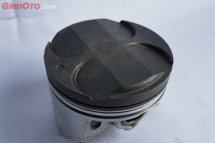 Arah Panah Piston Klx 150. Apa Efeknya Kalau Pasang Piston Terbalik? Nih Simak