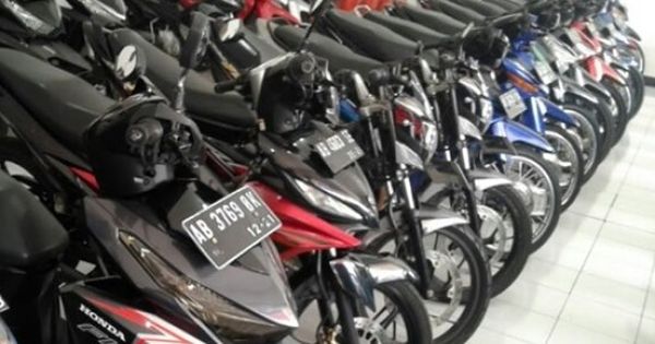Velg Honda Beat Warna Warni. Harga Dan Ukuran Pelek Jari-Jari Warna-Warni Untuk Motor