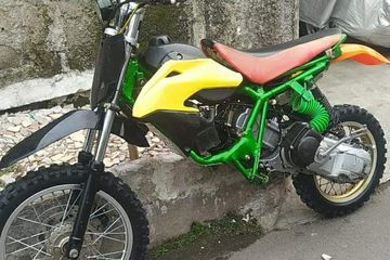 Modifikasi Motor Matic Jadi Trail. Enggak Disangka! Motor Trail Ini Ternyata Pakai Mesin Motor Matic