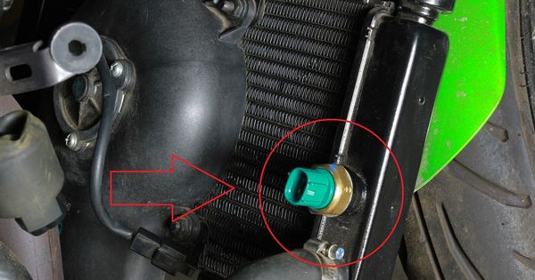 Cara Mengatasi Air Radiator Ninja Rr Bocor. Cara Mengatasi Kipas Radiator Kawasaki Ninja RR Mono yang