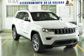 Grand Modifikasi Standar. Bertampang Standar, Jeep Grand Cherokee Tahan Serangan 5