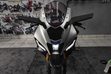 Spion Motor Sport. Pasang Spion Winglet di Motor Sport Fairing, Simpel Tapi Sangar