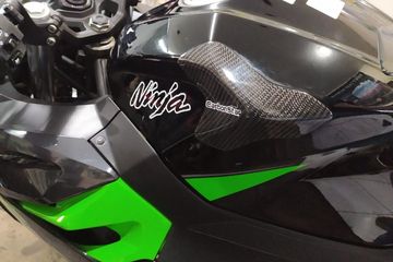 Berapa Liter Tangki Ninja 250 Fi. Pasang Part Kecil Ini Bikin Tangki Kawasaki Ninja 250 Lebih Sporty