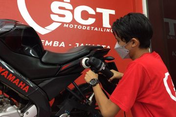 Apakah Kit Merusak Body Motor. Meskipun Bikin Kinclong, Body Motor Tidak Boleh Terlalu Sering
