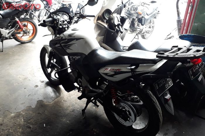 Cara Setel Klep Honda Tiger Revo. Seken Keren: Servis Ringan Tiger Revo di Bengkel Spesialis, Lebih