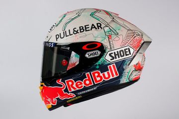 Marquez Catalunya Helmet. Ciee.. Livery Helm Marc Marquez di MotoGP Catalunya, Satu Hati