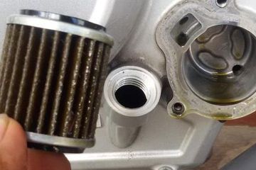 Letak Filter Oli Honda Beat. Kapan Harus Mengganti Filter Oli Mesin Motor, Ini Rumusannya