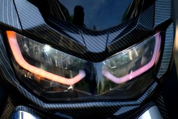 Biaya Pasang Lampu Alis Motor. All New Yamaha NMAX Garang, Pakai Alis Lampu Nemo, Harga