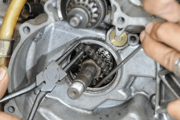 Penyebab Mesin Motor Berisik. Suara Mesin Berisik? Waspadai Kerusakan Tensioner dan Rantai