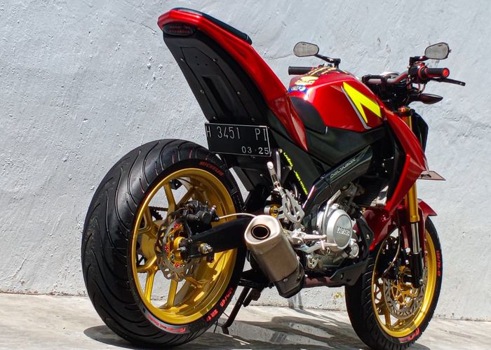 Pelek Motor Vixion. Begini Racikan Yamaha V-ixion Pakai Swing Arm R25 Plus Pelek