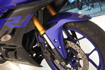 Biaya Servis Shock Depan Motor. Ternyata Segini Biaya Servis Berkala Sokbreker Depan Motor