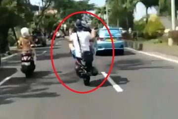 Modifikasi Motor Matic Untuk Freestyle. Viral! Turis Bule Freestyle Pakai Aerox Di Bali, Berbahaya Nggak