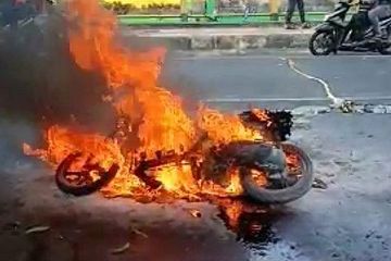 Penyebab Motor Terbakar. Pengguna Motor Perlu Tahu, Ini Penyebab Motor Mendadak Terbakar