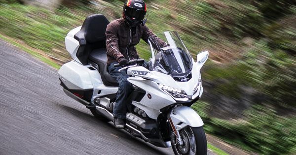 Biaya Pajak Honda Supra X 125. Biaya Pajak Honda Gold Wing Tembus Belasan Juta, Bisa Beli