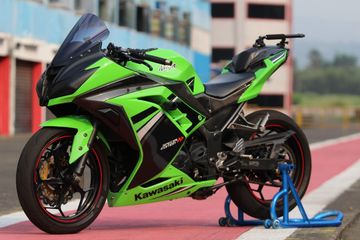 Cara Modifikasi Ninja Rr Warna Hijau. Modif Kawasaki Ninja 250 FI, Tambah Sangar, Ngacir Langganan