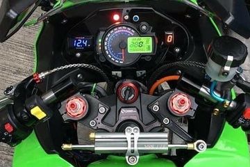 Cara Pasang Tachometer Di Mobil Injeksi. Indikator Digital Aftermarket Bisa Dipasang Di Motor Injeksi, Namun
