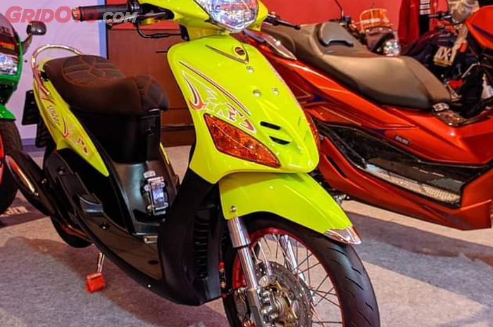 Modifikasi Mio Warna Merah. Modifikasi Yamaha Mio Sporty, Menolak Tua, Pas Kontes