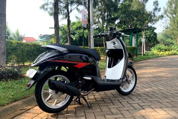 Scoopy Lama Modif. Ubahan Simpel Kaki-kaki Honda Scoopy Lama Ini Bisa Jadi