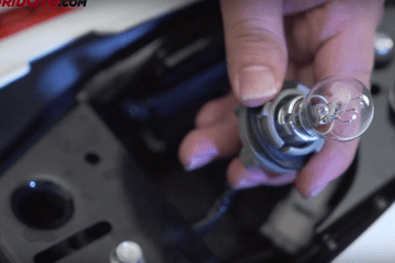 Bikin Terang Lampu Motor Arus Ac. Ganti Bohlam Watt Besar, Bukan Terang Malah Redup, Ini