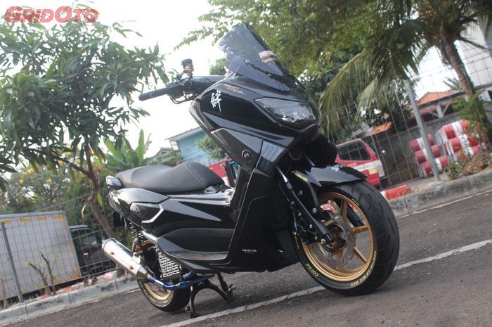 Modifikasi Yamaha Nmax Warna Hitam. Modifikasi Yamaha NMAX Lawas Kian Sangar saat Dibalut Dengan