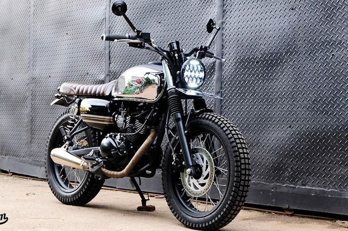 Kawasaki W175 Modif Simple. Dimodif Simple Tracker, Kawasaki W175 Ini Tangkinya Bisa Buat