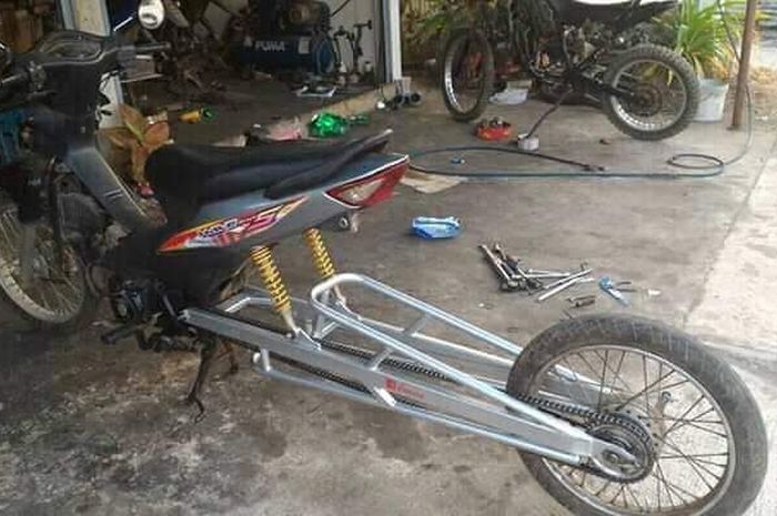 Arm Motor Supra. Wadaw, Motor Honda Supra Fit Melar Sampai 1,25 Meter, Masuk ke