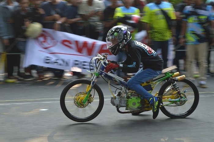 Jupiter Z Road Race Standar. Jurus Korek Yamaha Jupiter-Z Road Race Diaplikasi Di Drag Bike