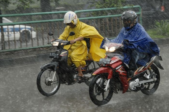 Setel Angin Karbu Ninja Rr. Gak Usah Aneh-aneh, Seting Karbu Saat Musim Hujan Cukup Putar