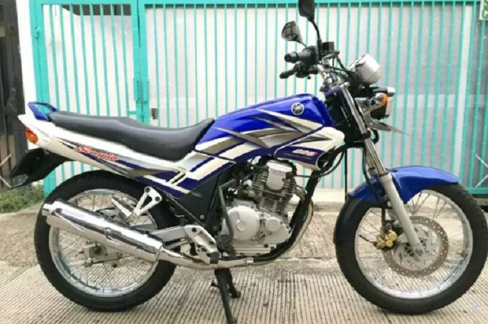 Yamaha Scorpio Pertama Keluar. Harga Motor Yamaha Scorpio Kotak Gak Masuk Akal, New Scorpio