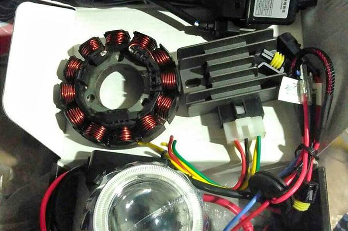 Kiprok Nmax Original. Senang Pasang Lampu Tambahan, Ini Agar Pengisian Yamaha