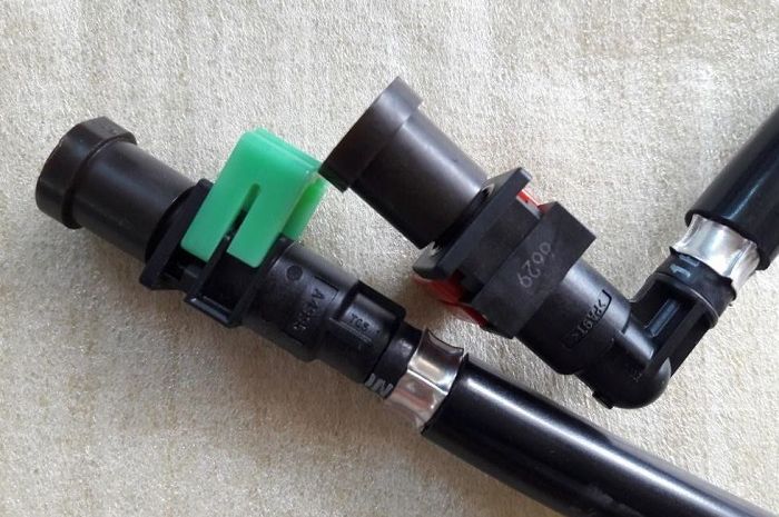 Selang Bensin Motor Yang Bagus. Pilih Selang Fuel Pump Motor Injeksi Jangan Sembarangan, Awas