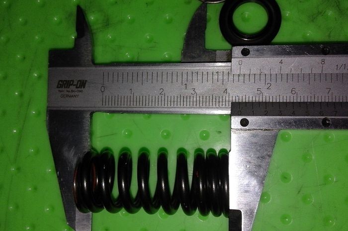 Fungsi Per Klep Racing. Fungsi Per Klep Terbilang Vital, Jangan Pilih yang Ulirnya Terlalu