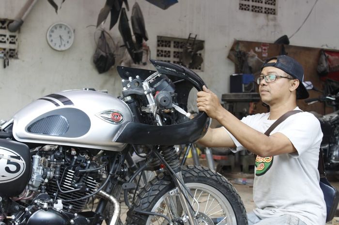 Cara Membuat Cafe Racer. Mau Bikin Motor Kustom Cafe Racer? Coba Simak Hal Ini Dulu, Bro