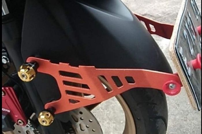 Dudukan Plat Nmax Depan. Sudah Jatuh Korban, Ternyata Pengguna Dudukan Pelat Nomor