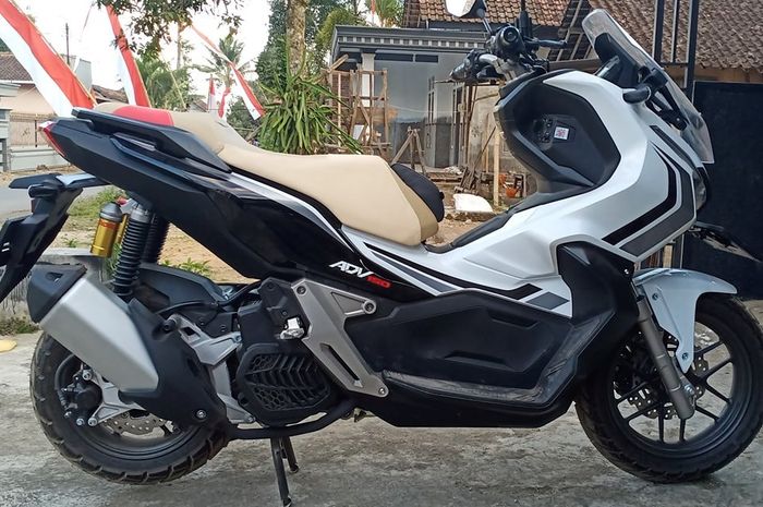 Modifikasi Jok Vario 150 Agar Empuk. Bikin Empuk Jok Skutik Adventure Honda ADV150 Dan Makin