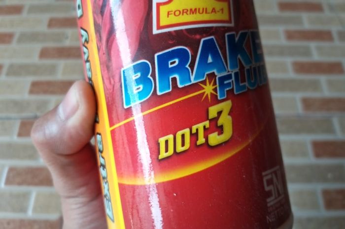 Harga Minyak Rem Motor. Salah Bisa Bikin Cilaka! Bikers Jangan Asal Beli Minyak Rem Untuk
