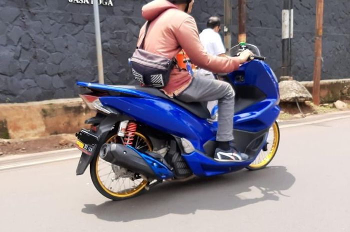 Aerox Lepas Spakbor Belakang. Mau Keren Tapi Malah Rugi Sendiri, Ini 5 Modifikasi Justru Bikin