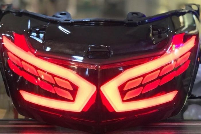 Bohlam Lampu Belakang Yamaha Nmax. Jangan Pakai Bohlam Model Ini Kalau Lampu Rem Yamaha NMAX