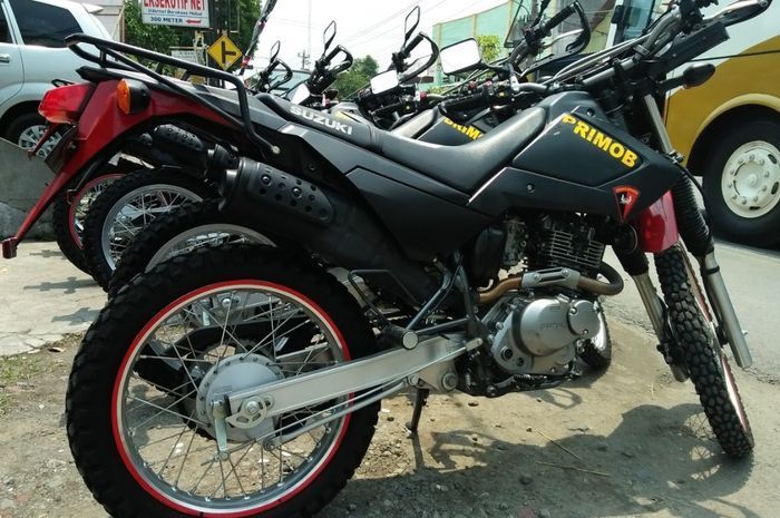 Motor Trail Polisi. Mengenal Motor Trail Andalan Brimob Suzuki DR200S, Begini