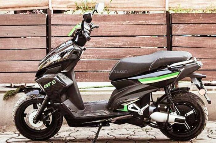 Harga Ban Standar Honda Verza. Punya Harga Mirip Honda Vario, Intip Spek Motor Listrik Baru Ini