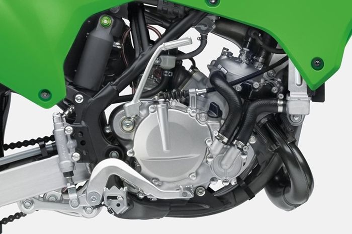 Berapa Harga Ninja R 2 Terbaru. Bukan Ninja R 150 2021, Ini 2 Motor Baru Kawasaki Bermesin 2-Tak