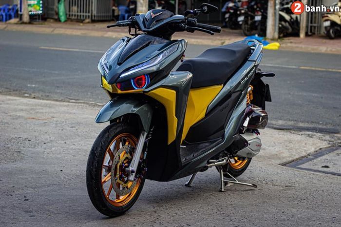 Modifikasi Vario 150 Warna Abu Abu. Modifikasi Honda Vario 150, Warna Bodi Kontras, Aksesoris