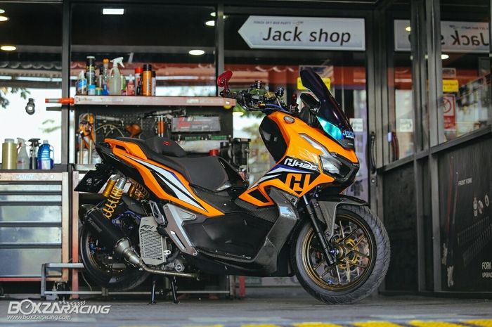 Aksesoris Honda Adv 150. Modifikasi Honda ADV 150, Livery Mencolok, Pasok Aksesoris
