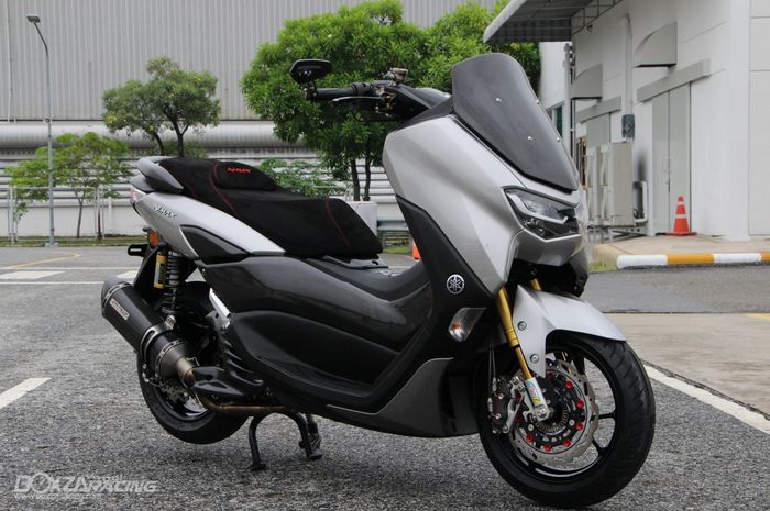 Modifikasi Nmax Simple Tapi Keren. Yamaha NMAX 2020 Dimodifikasi Simpel, Elegan Tapi Auranya